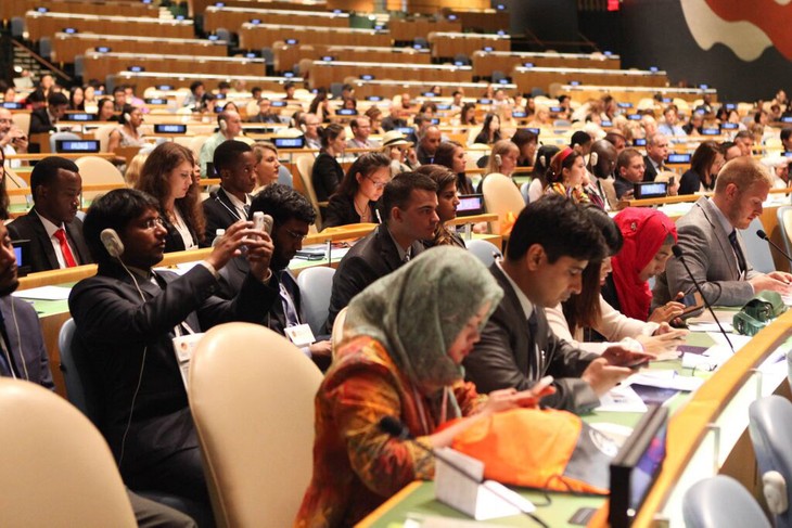 Trois étudiants vietnamiens au Forum mondiale de la jeunesse 2016 - ảnh 1